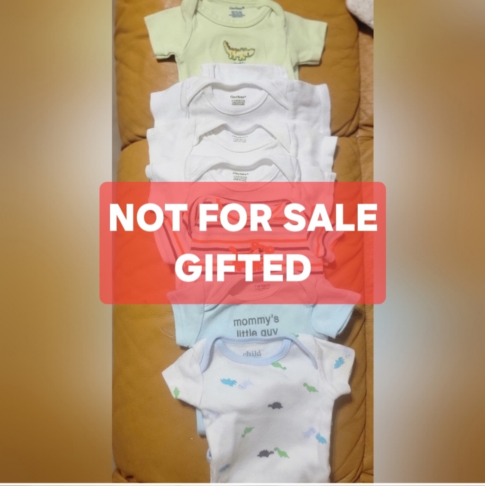 Newborn onsies Bundle of 7